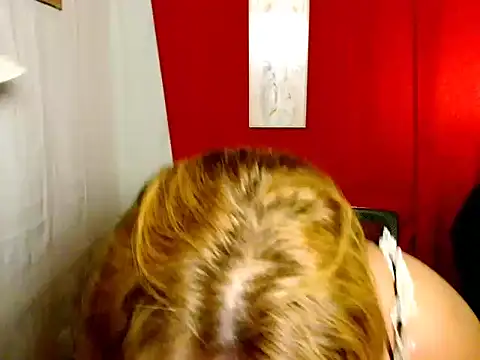 Snapshot of UrAmazingCassy chatting on September 2025 03:28:01 PM UrAmazingCassy online show from September 2025 03:28:01 PM