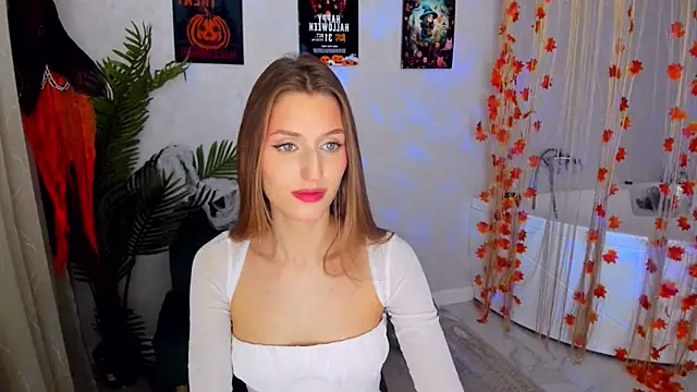 NaturalBeaty online show from November 2025 04:57:01 AM