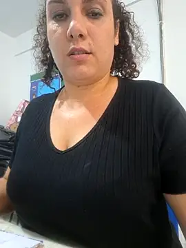 Snapshot of litha_luna chatting on October 2025 12:17:02 PM litha luna online show from October 2025 12:17:02 PM