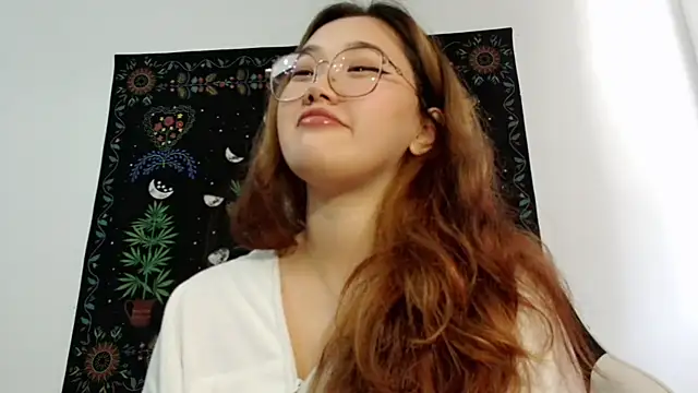 Snapshot of Jennatyan chatting on September 2025 06:02:01 AM Jennatyan online show from September 2025 06:02:01 AM