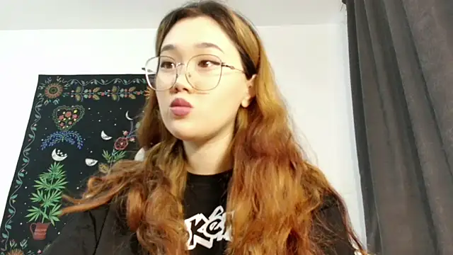 Snapshot of Jennatyan chatting on October 2025 10:10:02 AM Jennatyan online show from October 2025 10:10:02 AM