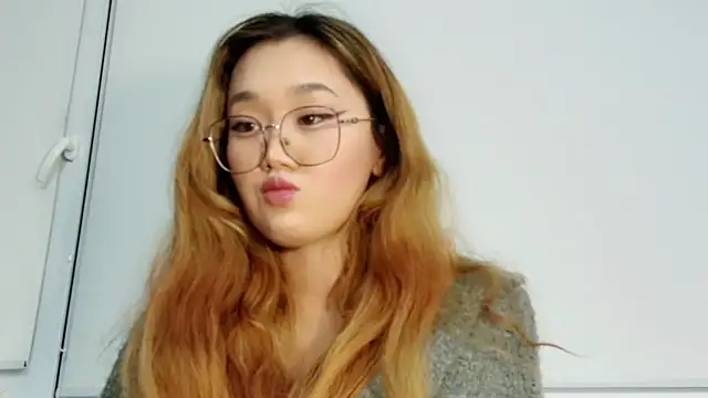 Snapshot of Jennatyan chatting on November 2025 11:21:02 AM Jennatyan online show from November 2025 11:21:02 AM