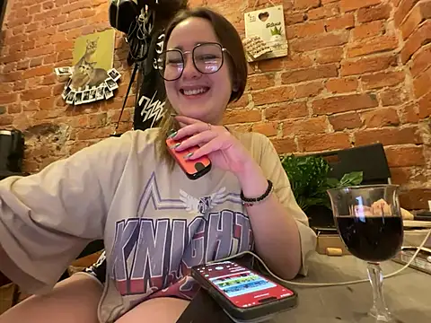 Emma B1uem online show from December 2024 12:59:02 AM