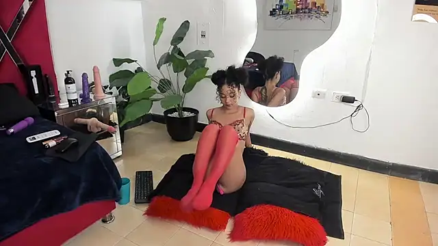 Snapshot of Milanxht chatting on February 2025 01:46:02 AM Milanxht online show from February 2025 01:46:02 AM