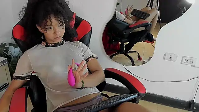 Snapshot of Milanxht chatting on March 2025 11:54:02 PM Milanxht online show from March 2025 11:54:02 PM