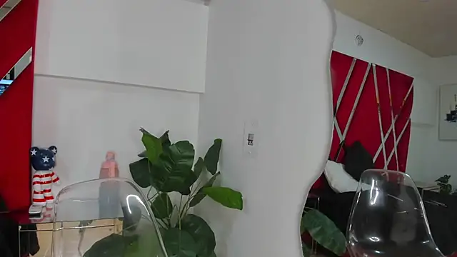 Snapshot of Milanxht chatting on September 2025 08:30:02 PM Milanxht online show from September 2025 08:30:02 PM