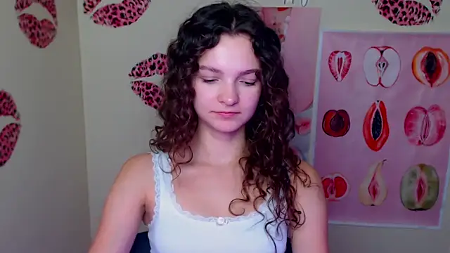 Snapshot of _SusieSu_ chatting on October 2025 12:33:01 PM SusieSu online show from October 2025 12:33:01 PM