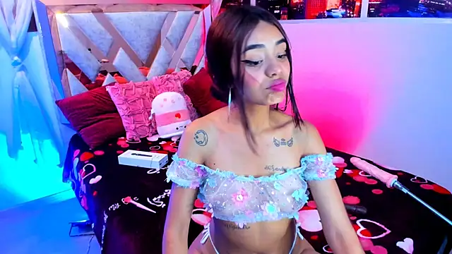 Snapshot of Tiffany_sander chatting on February 2025 09:16:01 AM Tiffany sander online show from February 2025 09:16:01 AM