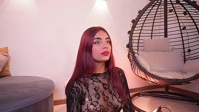 Snapshot of Tiffany_sander chatting on October 2025 03:42:02 AM Tiffany sander online show from October 2025 03:42:02 AM