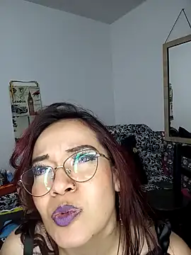 keila j online show from December 2024 02:10:02 PM