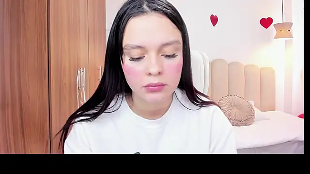 Bella-hadiid online show from February 2025 03:27:02 PM