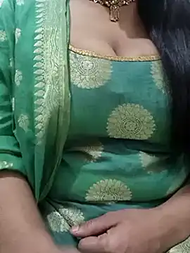 Anamika Kapoor online show from January 2025 06:43:01 PM