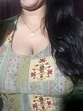 Anamika Kapoor online show from February 2025 07:47:02 PM