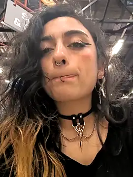 Lila Desiree online show from December 2024 11:54:01 PM