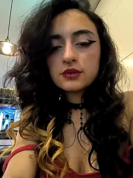Lila Desiree online show from February 2025 02:14:01 AM