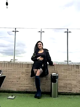 Lila Desiree online show from October 2025 05:21:01 PM