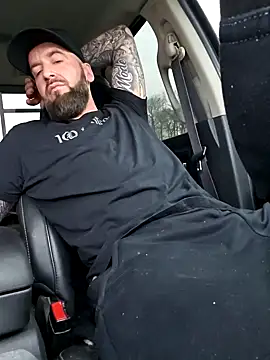 Beardedtattood online show from February 2025 01:06:01 PM