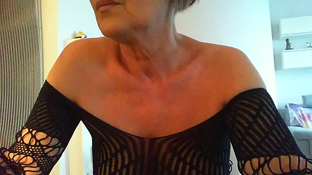 Snapshot of __Angel78__ chatting on September 2025 11:59:02 AM Angel78 online show from September 2025 11:59:02 AM