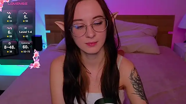 Dark Lola  online show from February 2025 01:01:01 PM