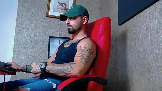 NigelBoydXXX online show from January 2025 06:48:01 PM