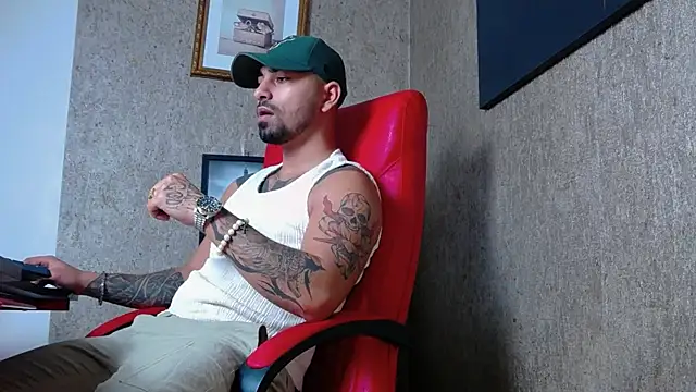 NigelBoydXXX online show from January 2025 06:55:02 PM