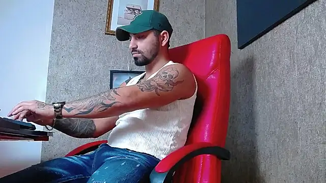 NigelBoydXXX online show from February 2025 06:51:01 AM