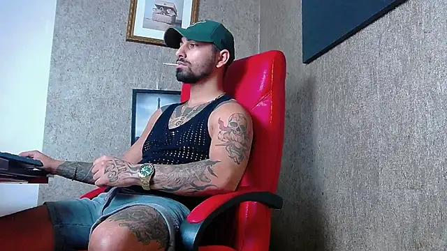 NigelBoydXXX online show from February 2025 07:13:01 PM