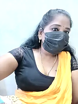 Snapshot of MaaliiiPonuTamil chatting on October 2025 01:09:01 AM MaaliiiPonuTamil online show from October 2025 01:09:01 AM