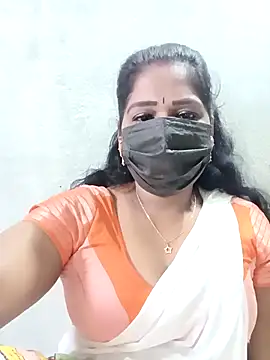 Snapshot of MaaliiiPonuTamil chatting on November 2025 01:48:02 AM MaaliiiPonuTamil online show from November 2025 01:48:02 AM