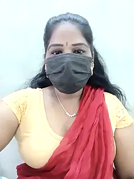 Snapshot of MaaliiiPonuTamil chatting on November 2025 01:25:02 AM MaaliiiPonuTamil online show from November 2025 01:25:02 AM