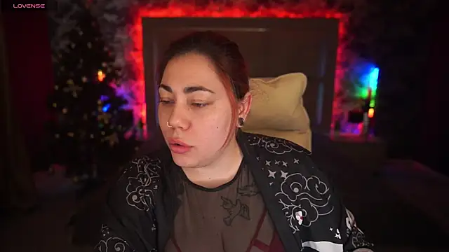 Kittywakee online show from December 2024 07:04:02 AM