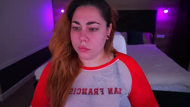 Kittywakee online show from September 2025 08:20:02 PM