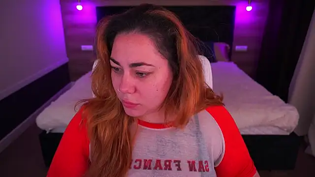 Kittywakee online show from September 2025 08:21:02 PM