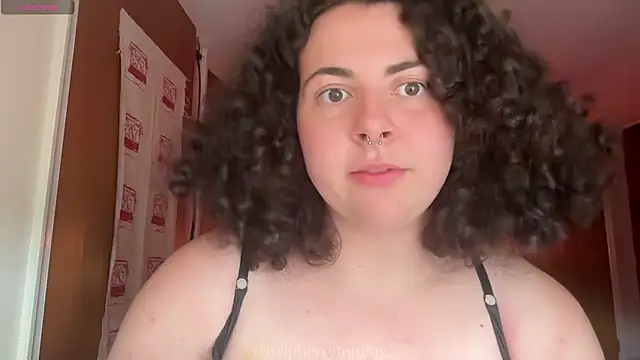 Snapshot of RaspberryTommyFTM chatting on September 2025 03:50:01 PM RaspberryTommyFTM online show from September 2025 03:50:01 PM