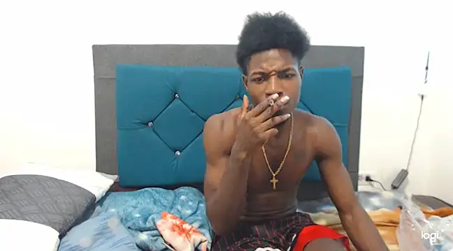 Snapshot of jaycolinss chatting on March 2025 03:11:01 AM jaycolinss online show from March 2025 03:11:01 AM