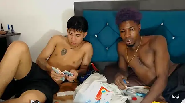 Snapshot of jaycolinss chatting on March 2025 09:00:02 PM jaycolinss online show from March 2025 09:00:02 PM