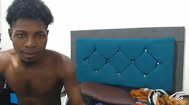 Snapshot of jaycolinss chatting on March 2025 04:34:02 PM jaycolinss online show from March 2025 04:34:02 PM