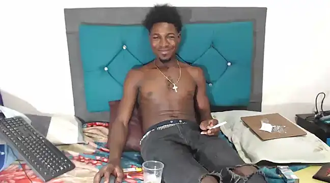 Snapshot of jaycolinss chatting on March 2025 03:02:02 AM jaycolinss online show from March 2025 03:02:02 AM