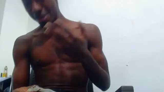 Snapshot of jaycolinss chatting on October 2025 05:57:02 PM jaycolinss online show from October 2025 05:57:02 PM