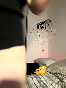 Snapshot of AgnesCampp chatting on October 2025 07:13:02 PM AgnesCampp online show from October 2025 07:13:02 PM