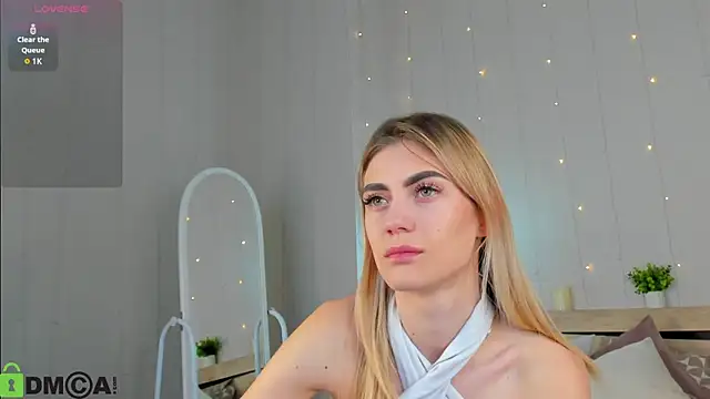 Snapshot of Cherry_Price chatting on October 2025 12:08:02 AM Cherry Price online show from October 2025 12:08:02 AM