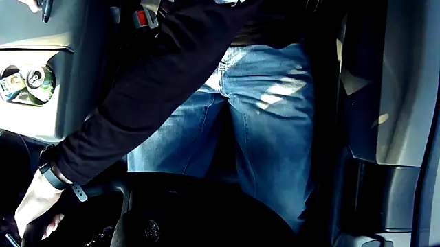 Spunwhiteboy1992 online show from October 2025 08:29:02 PM