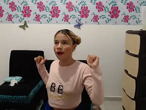 Naomi991 online show from January 2025 08:11:02 PM