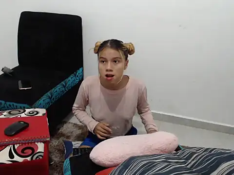 Naomi991 online show from February 2025 03:52:01 PM