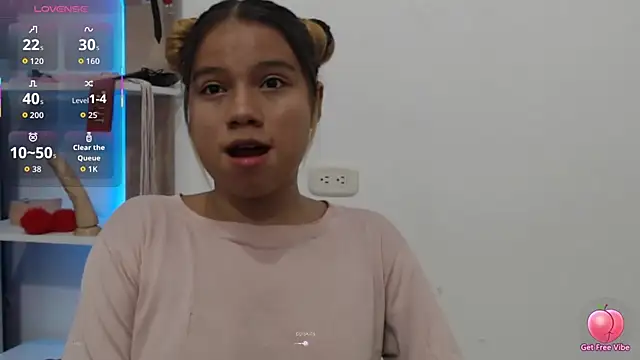 Naomi991 online show from September 2025 09:41:02 PM