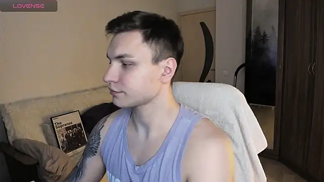 handsome guy01 online show from October 2025 04:26:01 PM