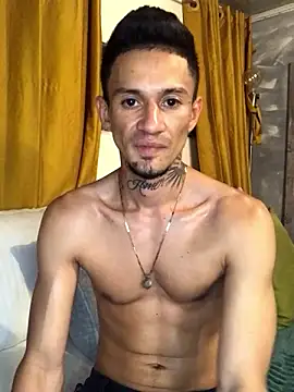 Snapshot of thekingofpleasure1 chatting on December 2024 02:24:01 AM thekingofpleasure1 online show from December 2024 02:24:01 AM