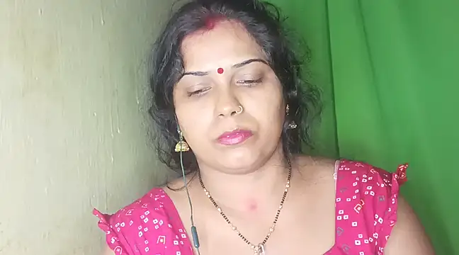 mamoni91 online show from December 2024 06:04:02 PM