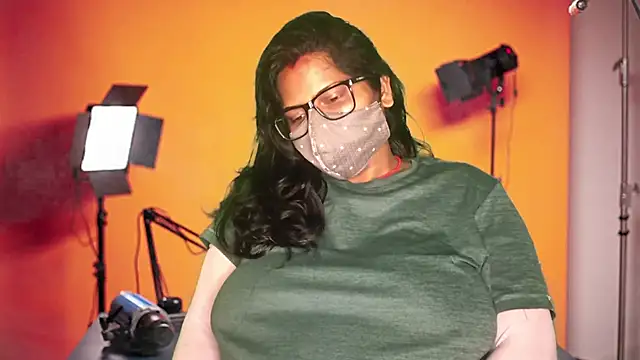 mamoni91 online show from October 2025 03:25:01 AM