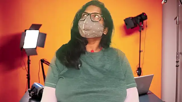 mamoni91 online show from October 2025 03:32:02 AM